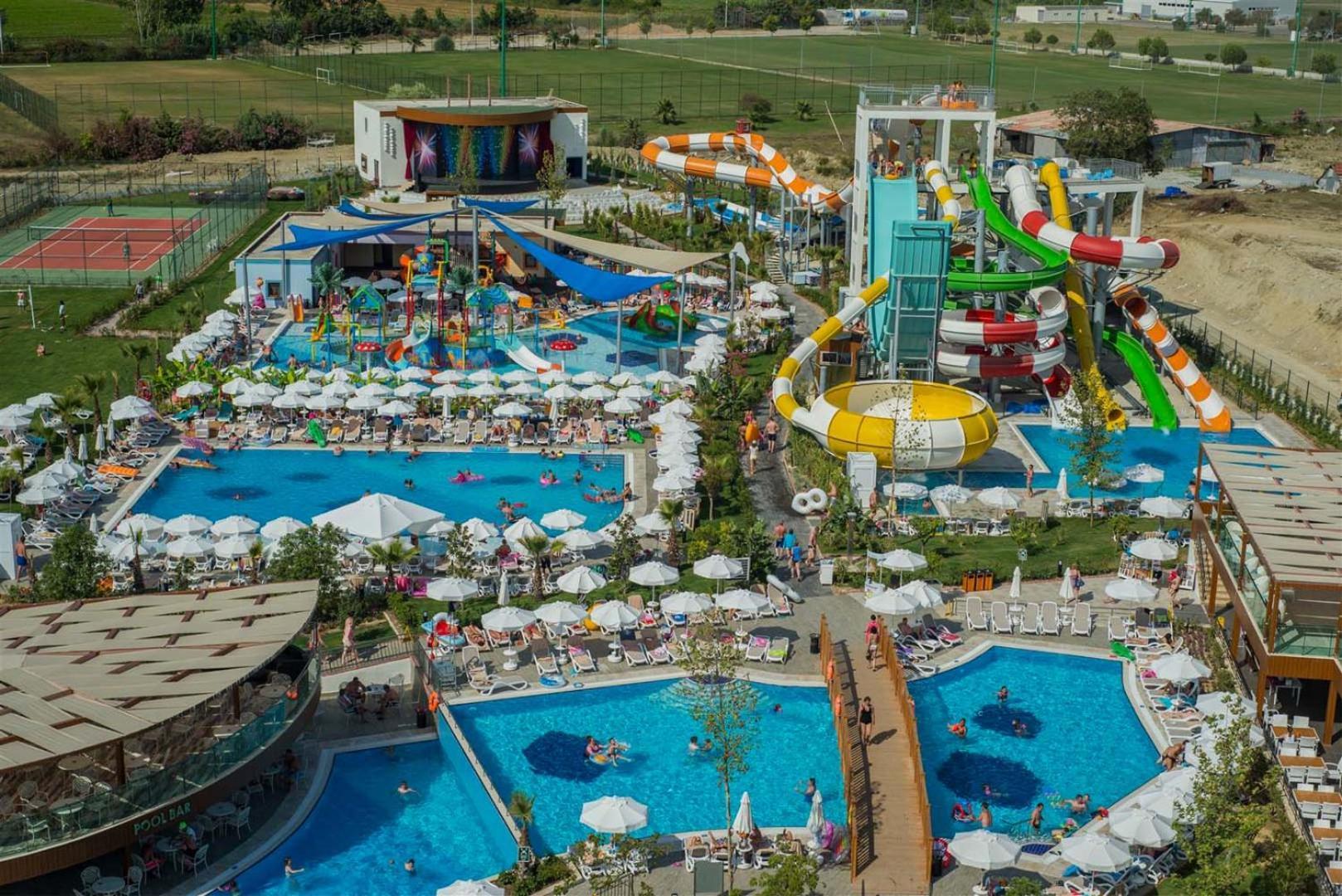 Dream World Aqua Hotell Side Exteriör bild